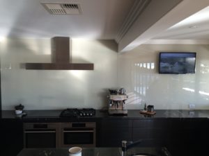 glass splashback