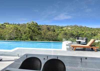 Frameless Pool Fence